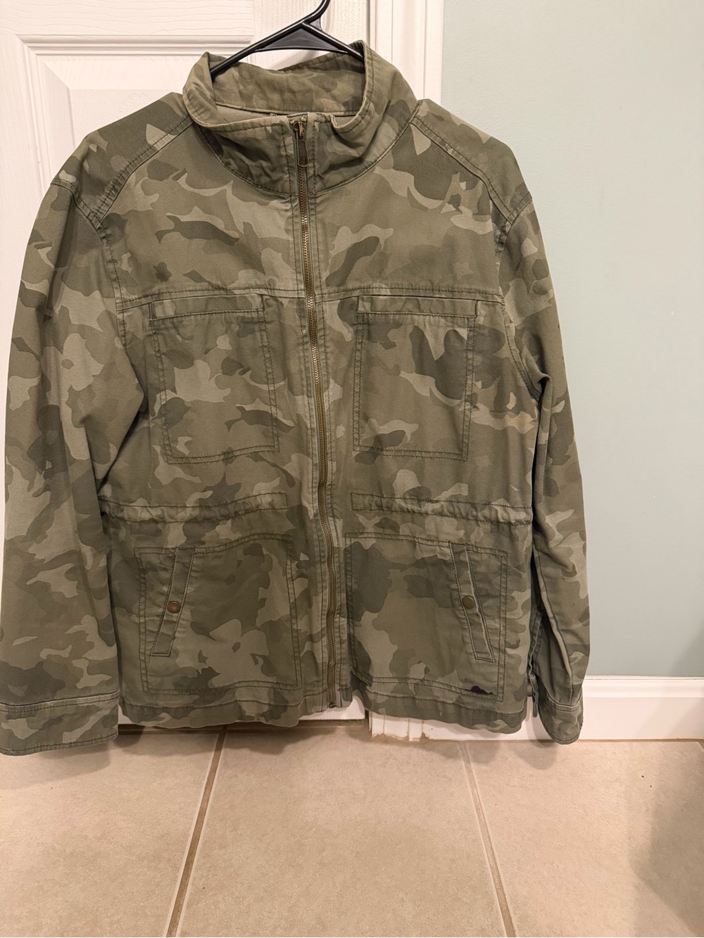 Women's Camo Utility Jacket - Olive Green